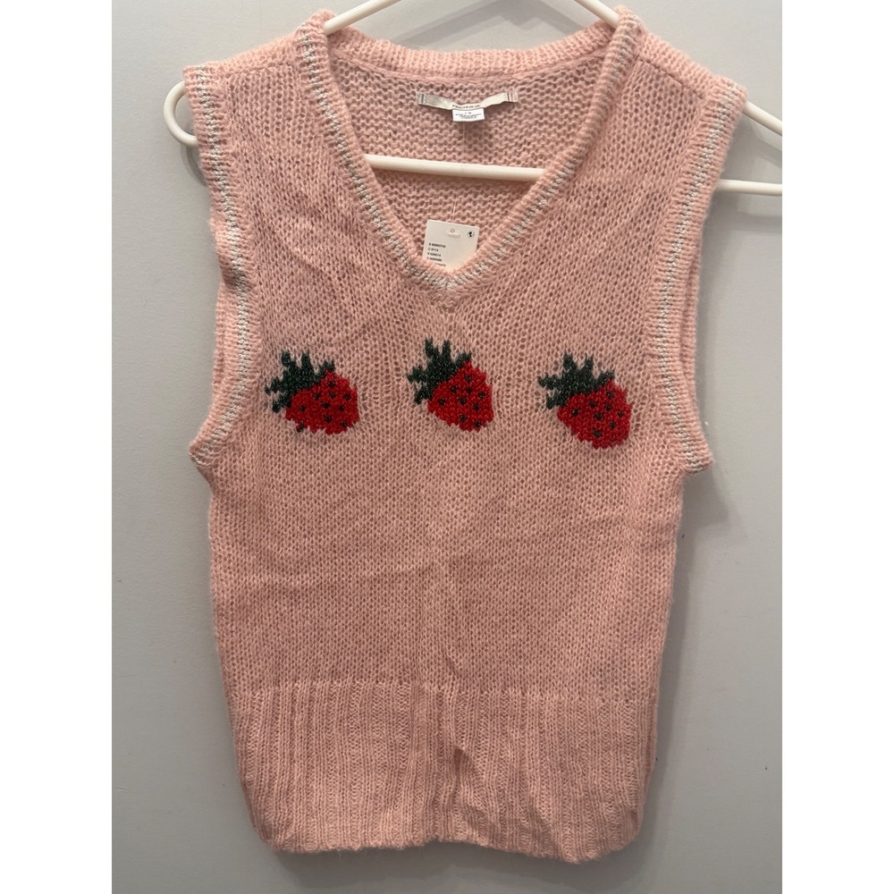 Kimchi Blue Urban Outfitters Pink Strawberry Open Knit Sweater Vest Sz Large NWT